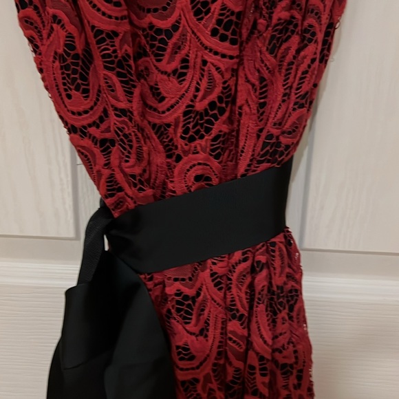 Maxi black with red lace overlay. New without tags worn once - Picture 2 of 4